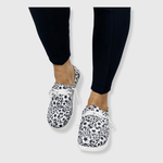 ILTEX Apparel Canvas Soccer Shoes