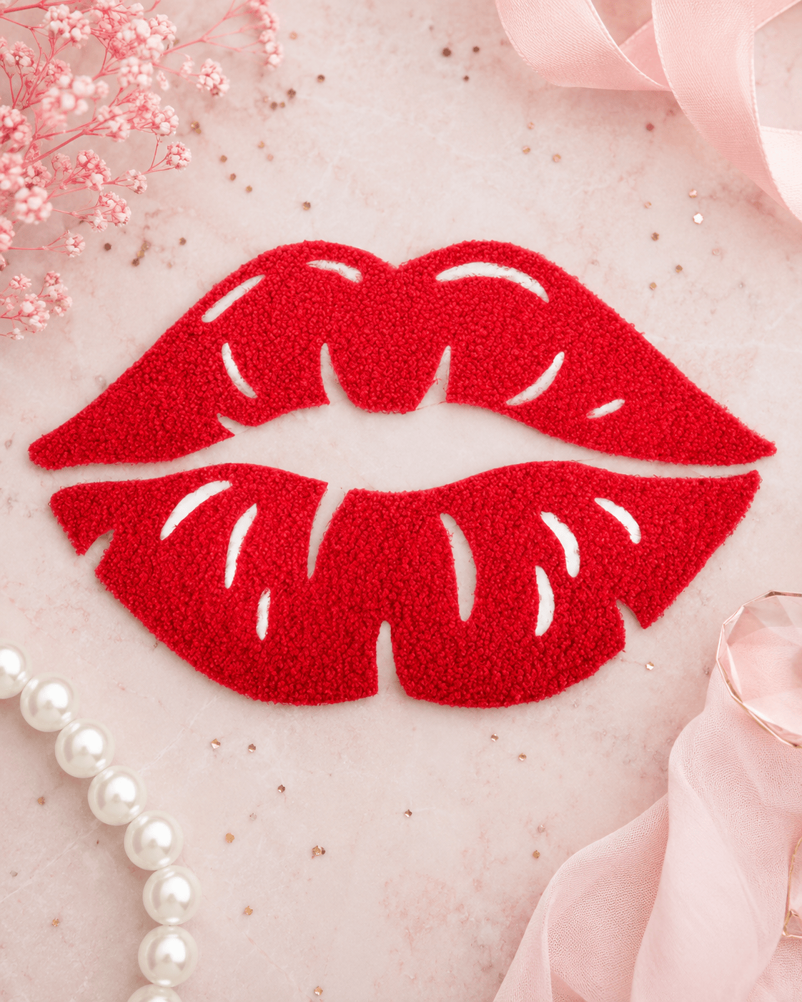 ILTEX Apparel Chenille Patches CP1213 - Mind Your Lips Valentine's Patch