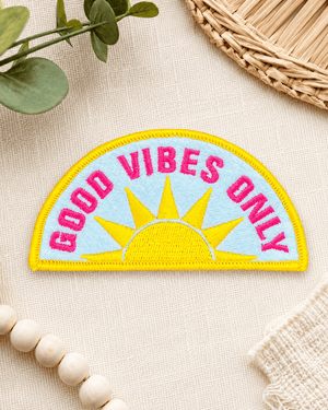 ILTEX Apparel Chenille Patches HP1039 - Good Vibes Only Hat Patch