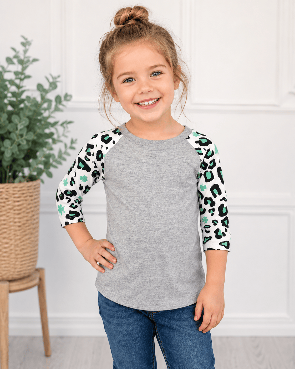 ILTEX Apparel Kids Clothing Shamrock Cheetah St. Patricks Polyester Top Kids