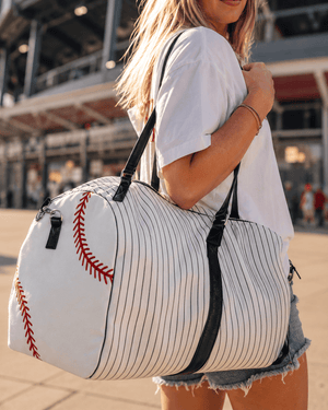 ILTEX Apparel Tote Bag Baseball White Black Duffel Bag